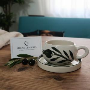 GÖLGE BAHÇESİ MUG